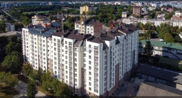  Zweistöckiges Apartment mit großen Panoramafenstern unweit des Zentrums