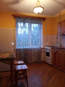 I will rent a nice one-room apartment on Khotkevycha street