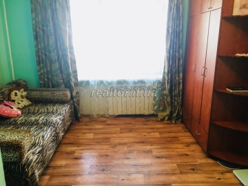Rent a beautiful and inexpensive one-bedroom apartment on the street Mazepa