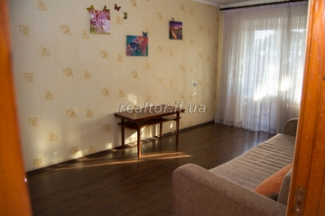 Mieten Sie eine schöne Wohnung in der Nähe des Zentrums an der Straße Halytska