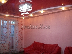 Rent two-bedroom apartment in the center of the street Sich Riflemen