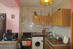 Renting a studio apartment on the street Dovzhenko