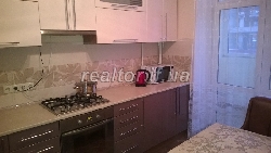 Rent an apartment in new building in the center of the street Sich Riflemen